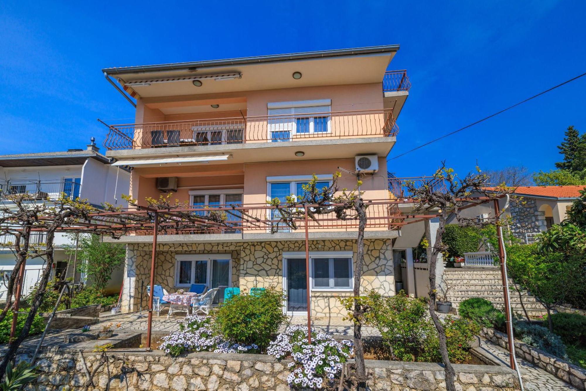 Apartments Melita Dramalj Exterior foto